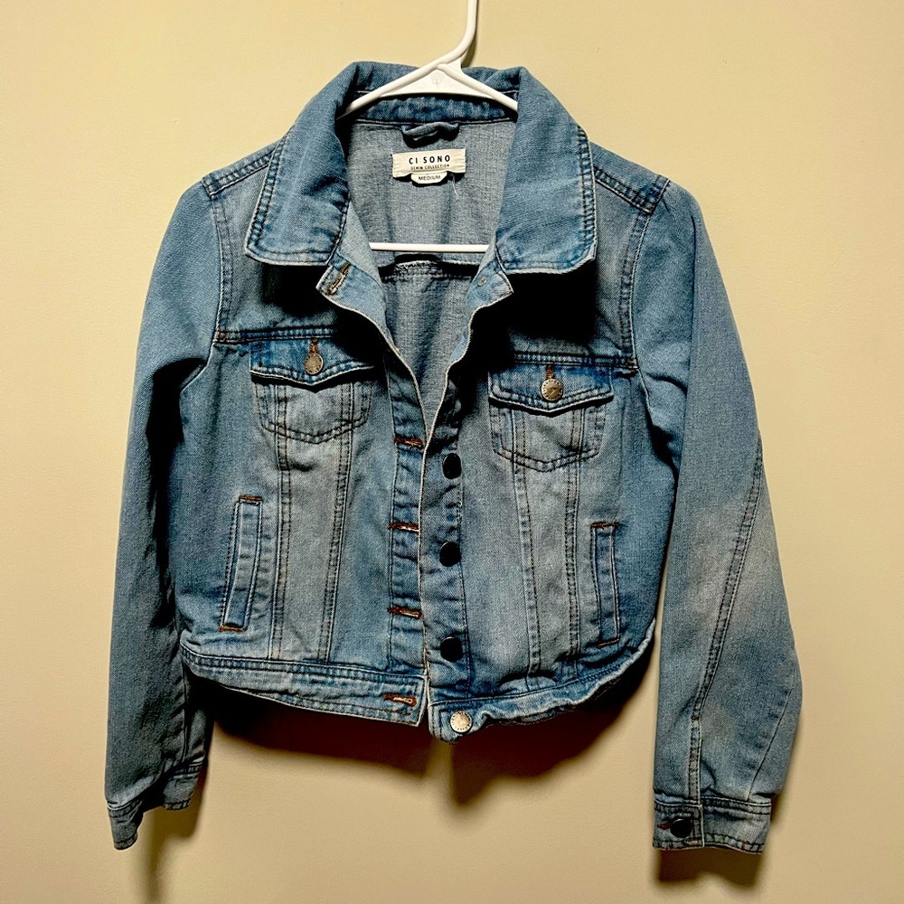 Women’s Cisono Jean jacket size medium